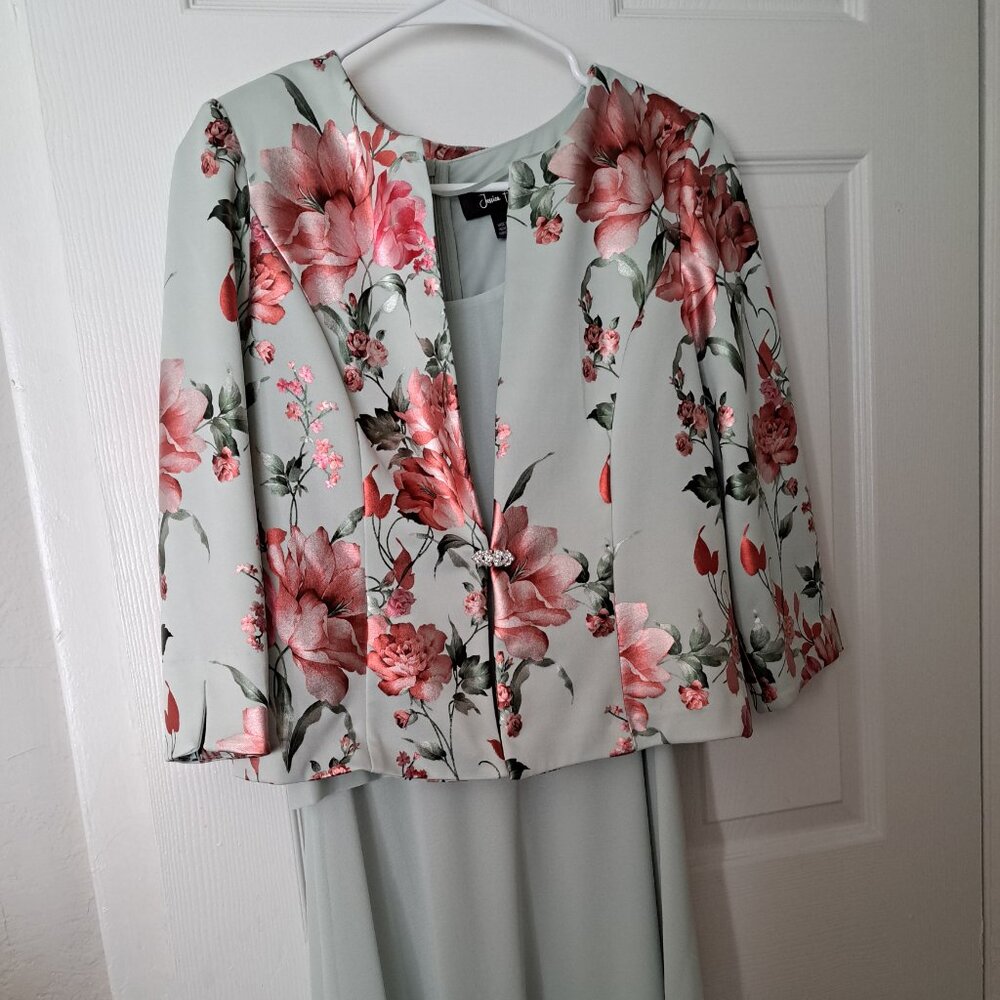 Jessica Howard Women's 2-Pc. Floral-Print Jacket & Dress Set